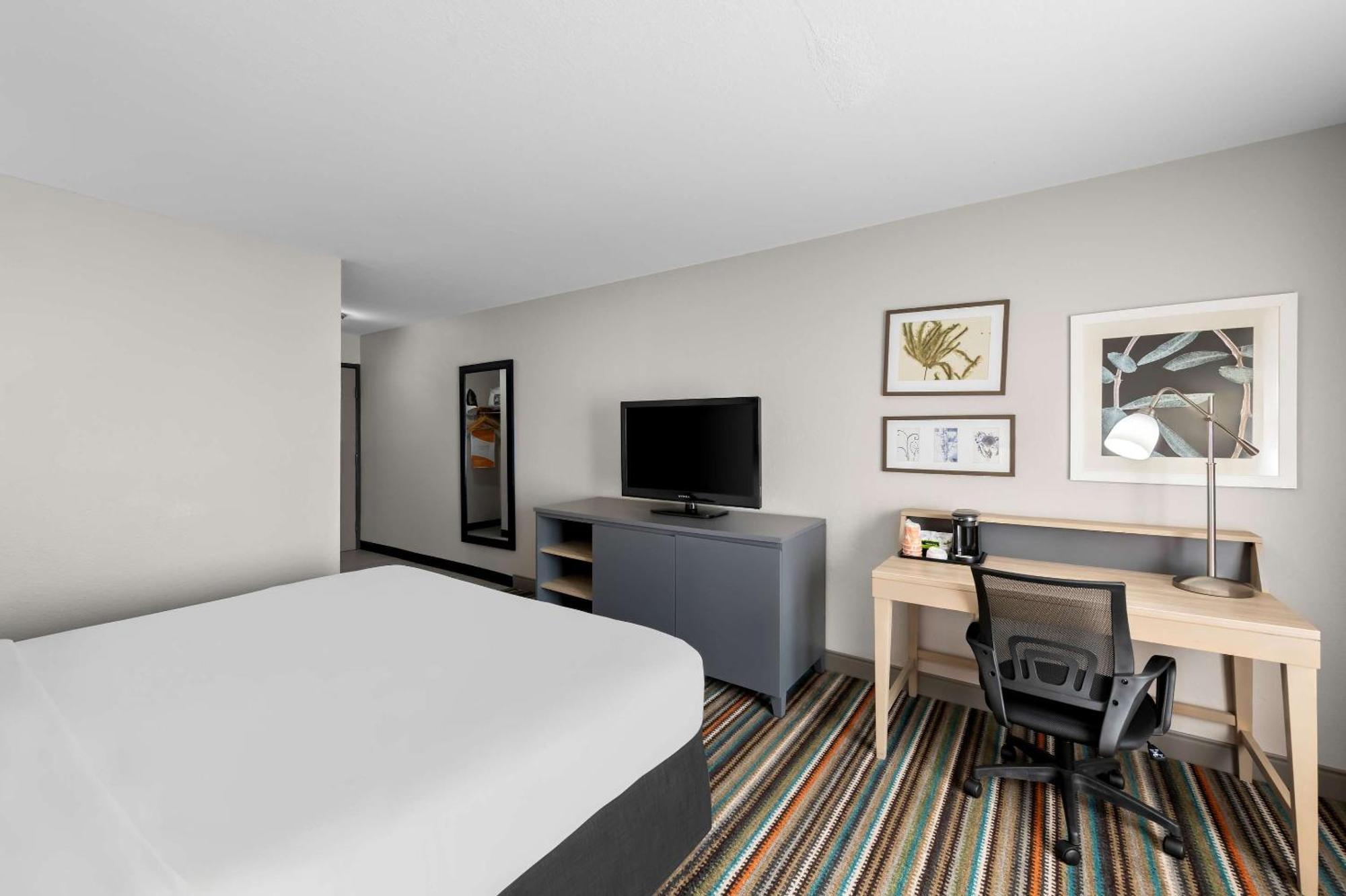 Country Inn & Suites By Radisson, Topeka West, Ks Eksteriør bilde