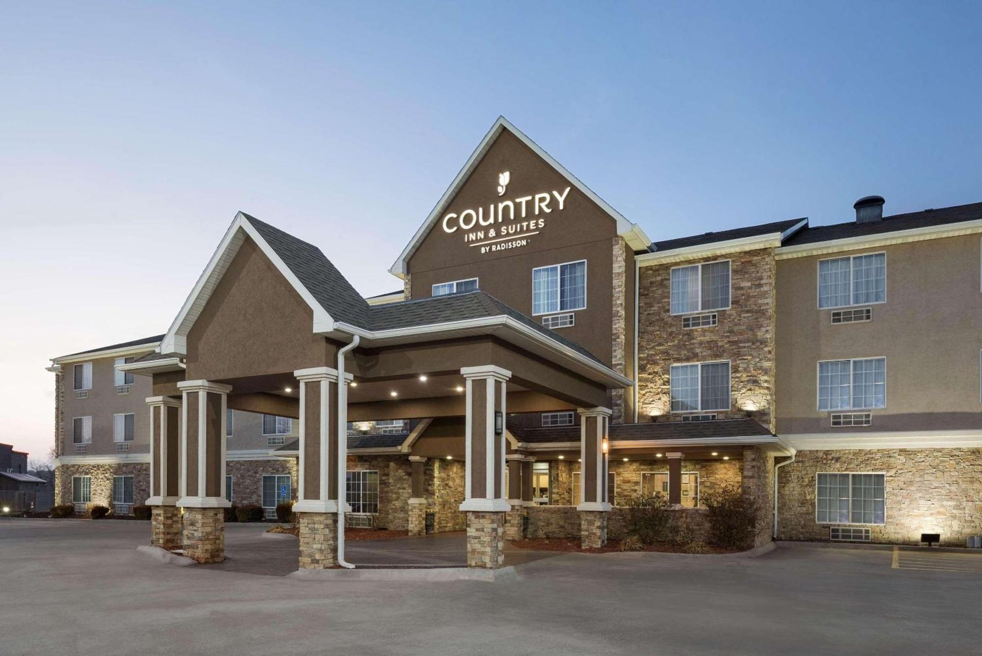 Country Inn & Suites By Radisson, Topeka West, Ks Eksteriør bilde